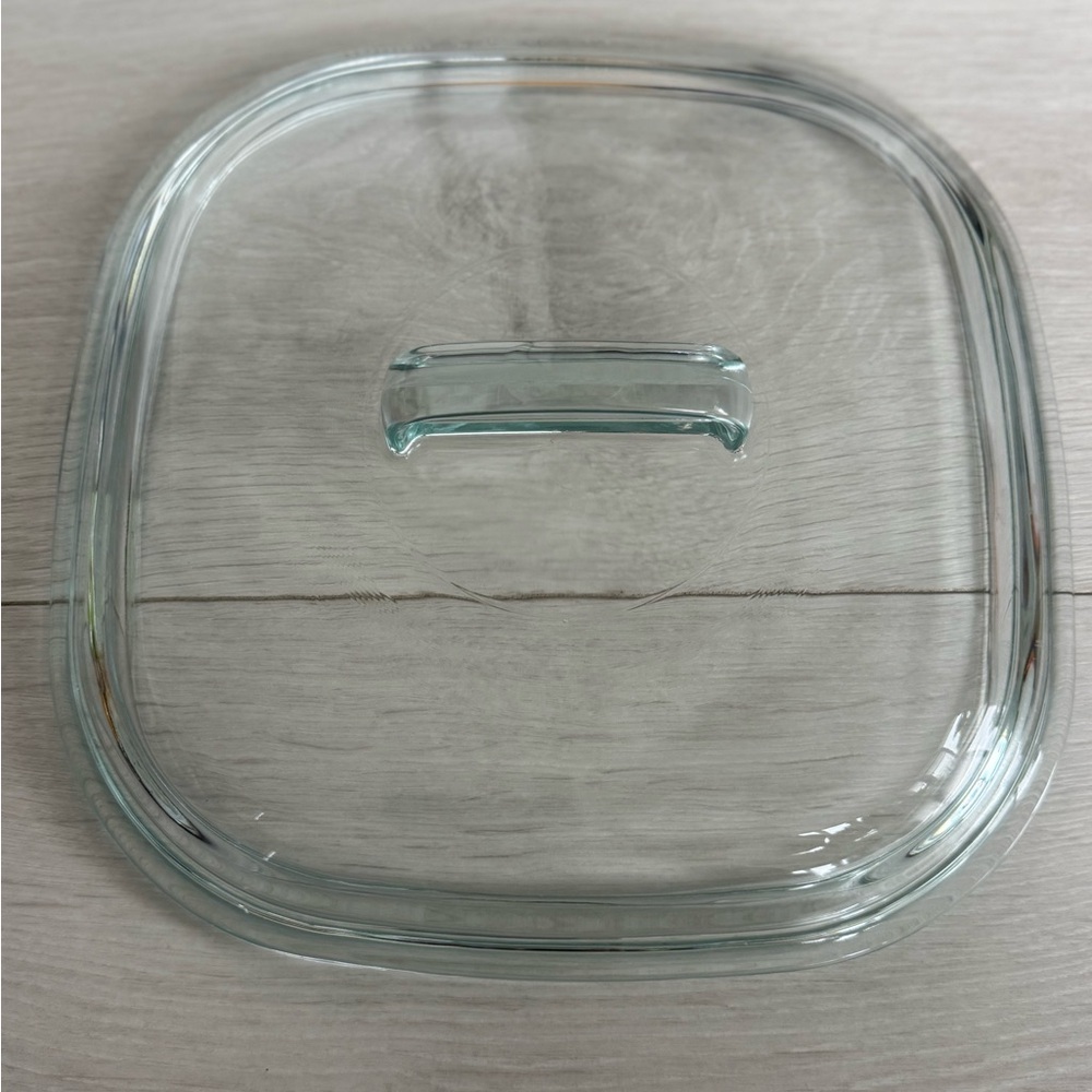 Large Pyrex Replacement Lid 680 C